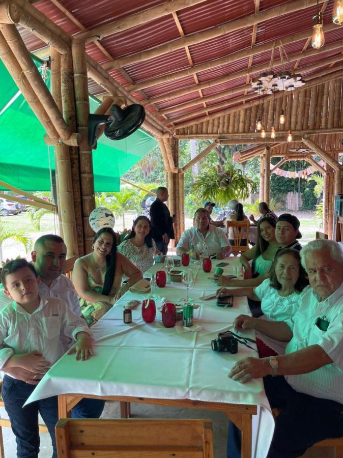 Hotel Campestre Campos Verdes Roldanillo Extérieur photo