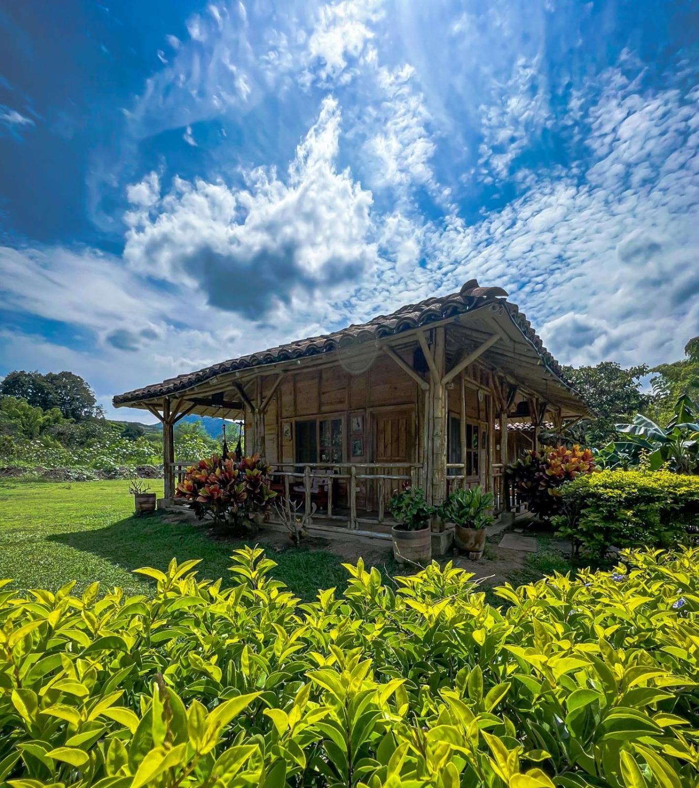 Hotel Campestre Campos Verdes Roldanillo Extérieur photo